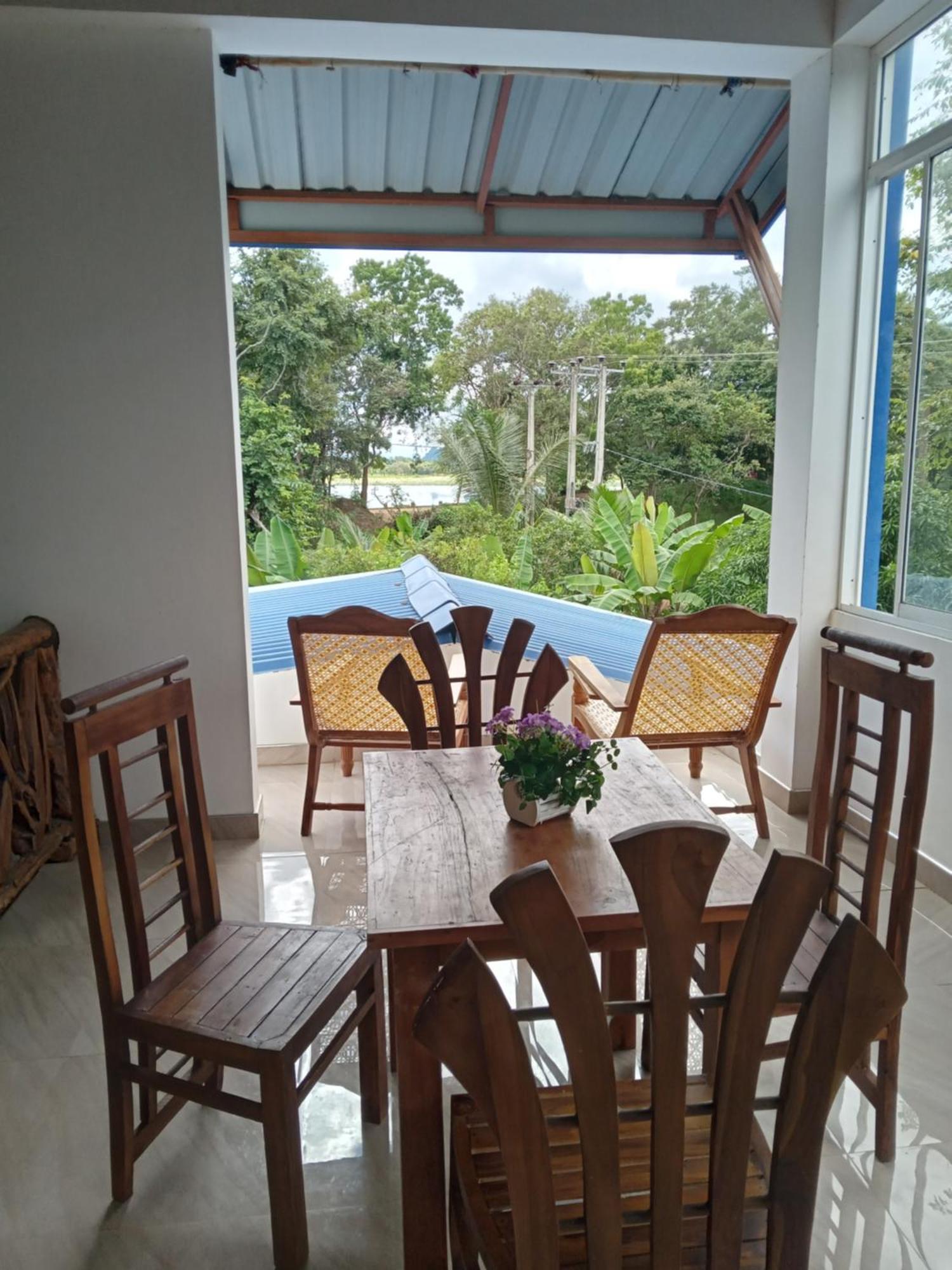 Bungalow Resort - Sigiriya Bagian luar foto